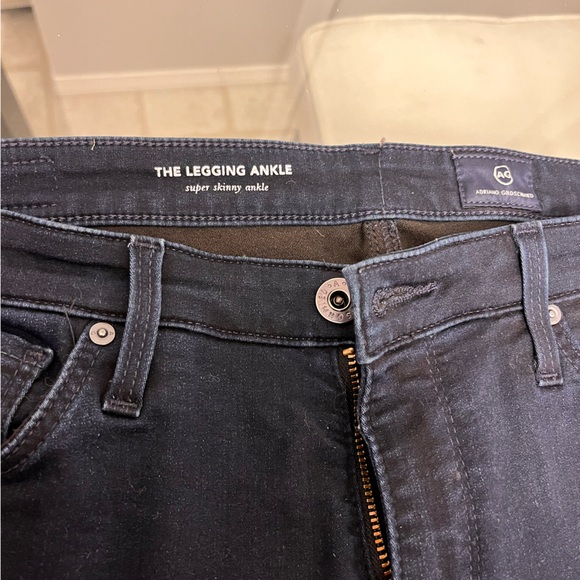 AG Supper Skinny Ankle 28R - Picture 3 of 6